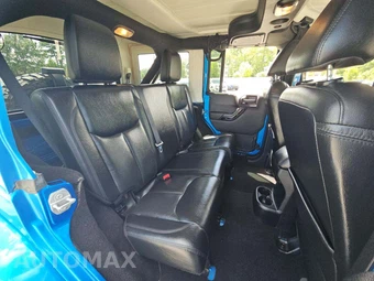 2015 Jeep Wrangler Unlimited Altitude Edition - miniatura 12