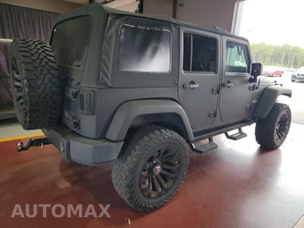 2015 Jeep Wrangler Unlimited Freedom Edition - miniatura 4