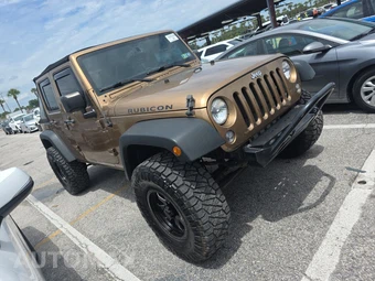 2015 Jeep Wrangler Unlimited Rubicon - miniatura 3