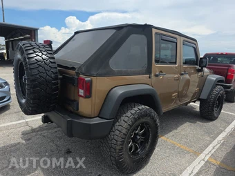 2015 Jeep Wrangler Unlimited Rubicon - miniatura 4