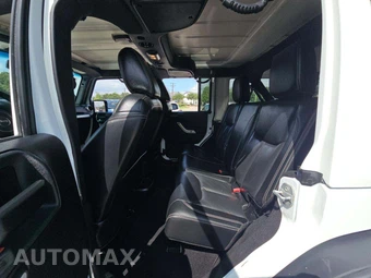 2015 Jeep Wrangler Unlimited Rubicon - miniatura 13