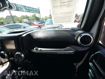 2015 Jeep Wrangler Unlimited Rubicon - miniatura 19