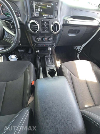 2015 Jeep Wrangler Unlimited Rubicon - miniatura 10