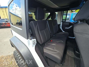 2015 Jeep Wrangler Unlimited Rubicon - miniatura 16