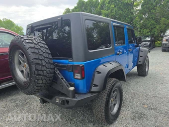 2015 Jeep Wrangler Unlimited Rubicon - miniatura 3