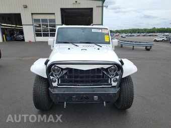 2015 Jeep Wrangler Unlimited Rubicon - miniatura 2
