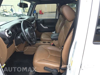 2015 Jeep Wrangler Unlimited Rubicon - miniatura 7