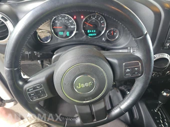 2015 Jeep Wrangler Unlimited Rubicon - miniatura 10
