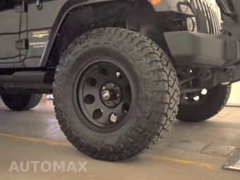2015 Jeep Wrangler Unlimited Sahara - miniatura 10