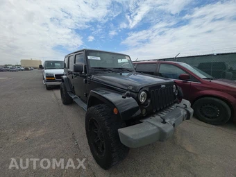 2015 Jeep Wrangler Unlimited Sahara - miniatura 3