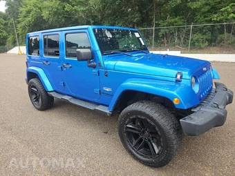 2015 Jeep Wrangler Unlimited Sahara - miniatura 3