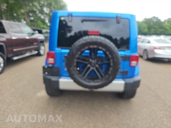 2015 Jeep Wrangler Unlimited Sahara - miniatura 5
