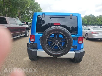 2015 Jeep Wrangler Unlimited Sahara - miniatura 6