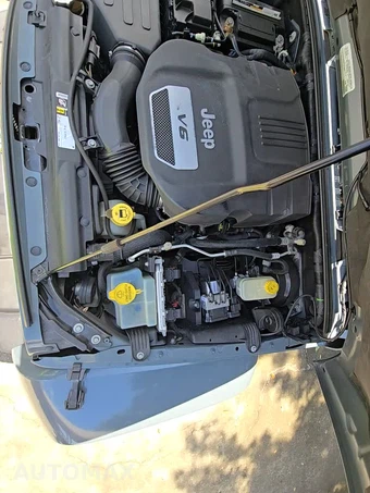 2015 Jeep Wrangler Unlimited Sahara - miniatura 24