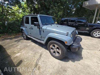 2015 Jeep Wrangler Unlimited Sahara - miniatura 4