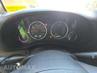 2015 Jeep Wrangler Unlimited Sahara - miniatura 9
