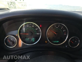2015 Jeep Wrangler Unlimited Sahara - miniatura 12