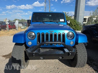 2015 Jeep Wrangler Unlimited Sahara - miniatura 2