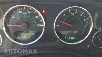 2015 Jeep Wrangler Unlimited Sahara - miniatura 25