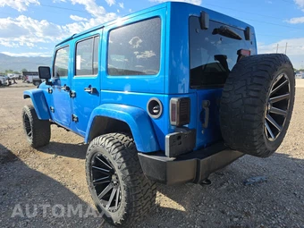 2015 Jeep Wrangler Unlimited Sahara - miniatura 6