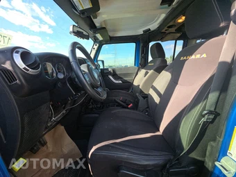 2015 Jeep Wrangler Unlimited Sahara - miniatura 7