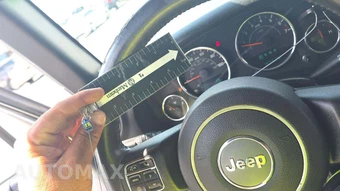 2015 Jeep Wrangler Unlimited Sahara - miniatura 35