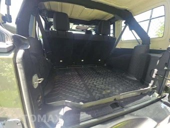 2015 Jeep Wrangler Unlimited Sahara - miniatura 14