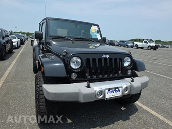 2015 Jeep Wrangler Unlimited Sahara - miniatura 2