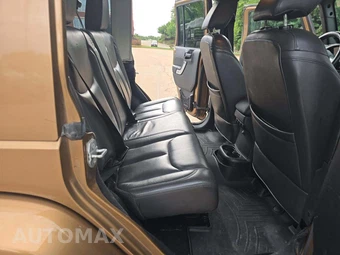 2015 Jeep Wrangler Unlimited Sahara - miniatura 13
