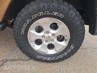 2015 Jeep Wrangler Unlimited Sahara - miniatura 20