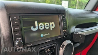 2015 Jeep Wrangler Unlimited Sahara - miniatura 45