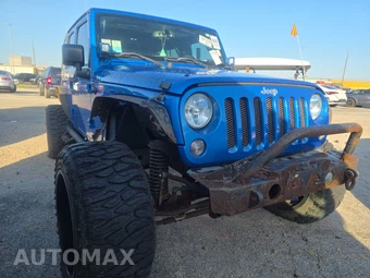2015 Jeep Wrangler Unlimited Sahara - miniatura 3