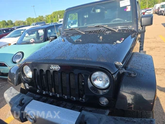 2015 Jeep Wrangler Unlimited Sahara - miniatura 2