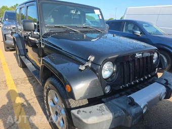2015 Jeep Wrangler Unlimited Sahara - miniatura 3
