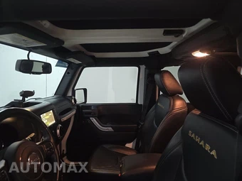 2015 Jeep Wrangler Unlimited Sahara - miniatura 17