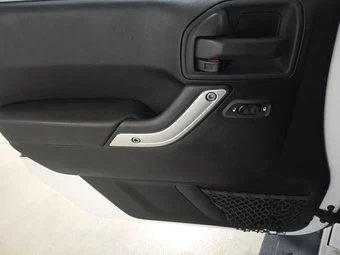 2015 Jeep Wrangler Unlimited Sahara - miniatura 9