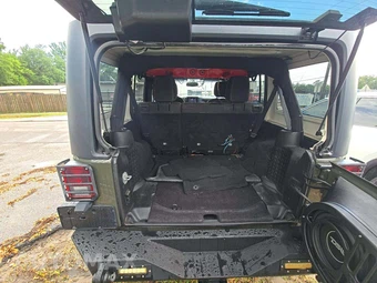 2015 Jeep Wrangler Unlimited Sahara - miniatura 14