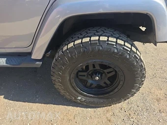 2015 Jeep Wrangler Unlimited Sahara - miniatura 11