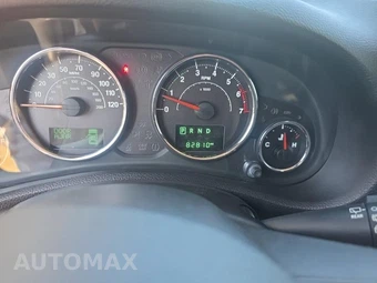 2015 Jeep Wrangler Unlimited Sahara - miniatura 15