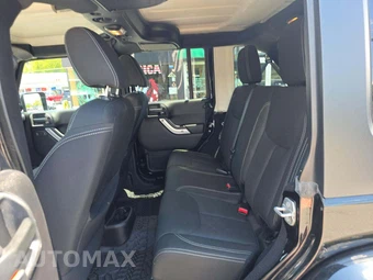 2015 Jeep Wrangler Unlimited Sahara - miniatura 10