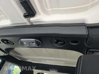 2015 Jeep Wrangler Unlimited Sahara - miniatura 8
