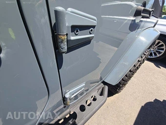 2015 Jeep Wrangler Unlimited Sahara - miniatura 22