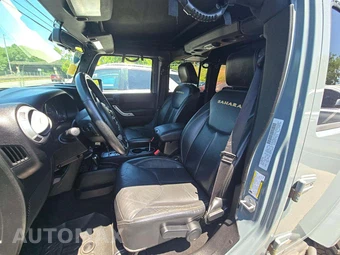 2015 Jeep Wrangler Unlimited Sahara - miniatura 6