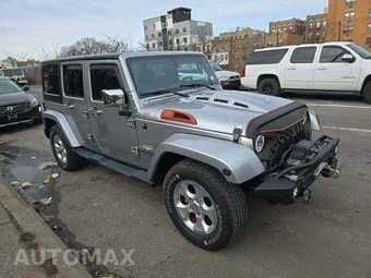 2015 Jeep Wrangler Unlimited Sahara - miniatura 4