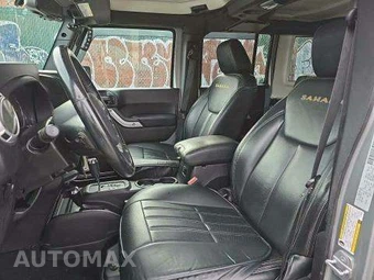 2015 Jeep Wrangler Unlimited Sahara - miniatura 6