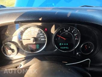 2015 Jeep Wrangler Unlimited Sahara - miniatura 12