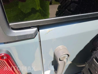 2015 Jeep Wrangler Unlimited Sahara - miniatura 28