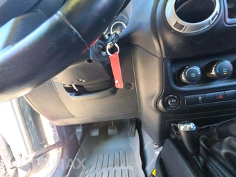 2015 Jeep Wrangler Unlimited Sahara - miniatura 8