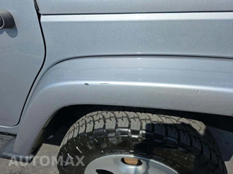 2015 Jeep Wrangler Unlimited Sahara - miniatura 25