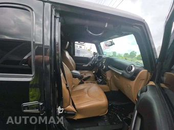 2015 Jeep Wrangler Unlimited Sahara - miniatura 18